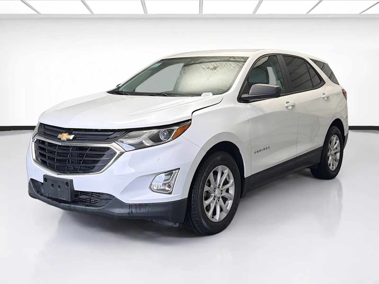 2020 Chevrolet Equinox LS's photo