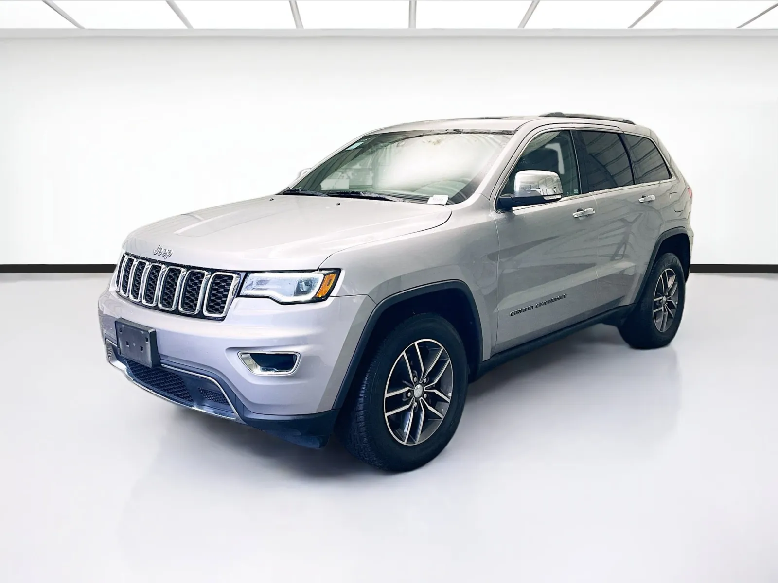 2017 Jeep Grand Cherokee Limited's photo
