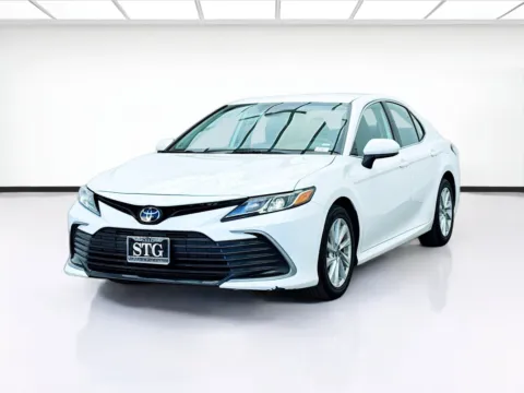 White 2024 Toyota Camry LE for sale in Montclair, CA