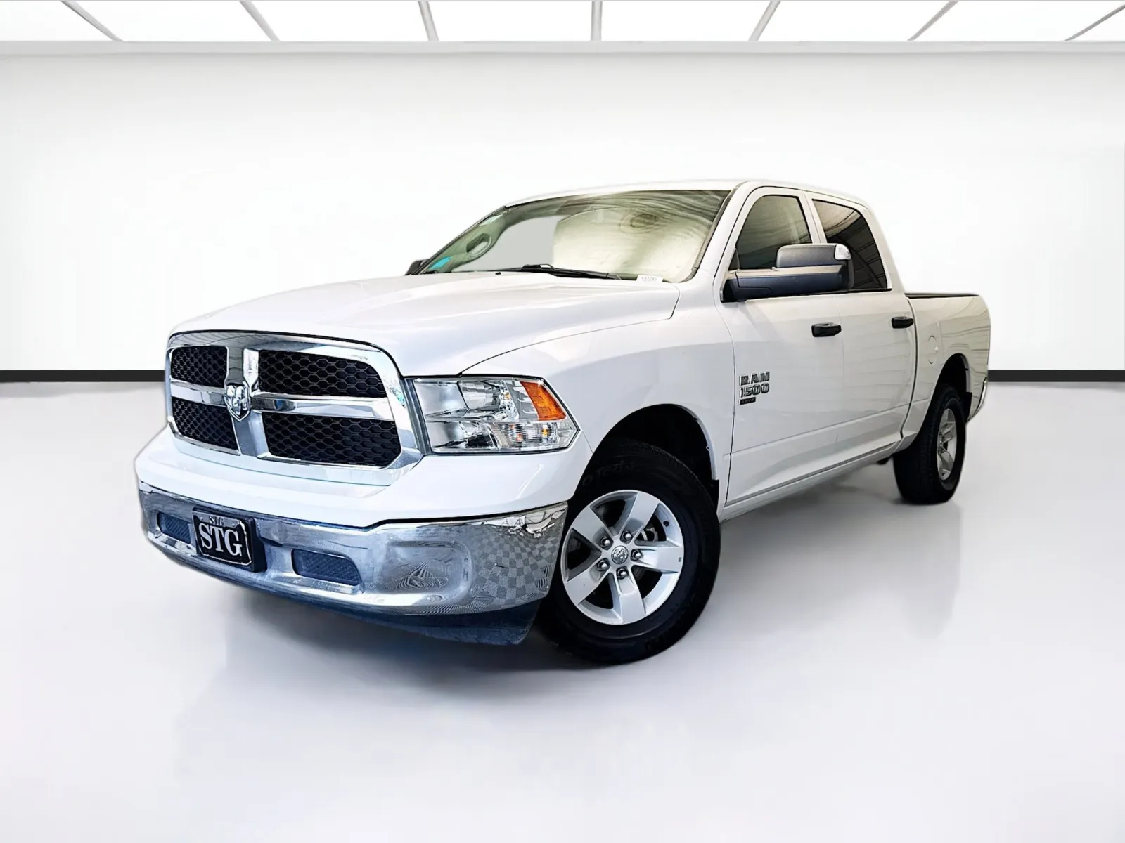 White 2023 Ram 1500 Classic SLT for sale in Montclair, CA