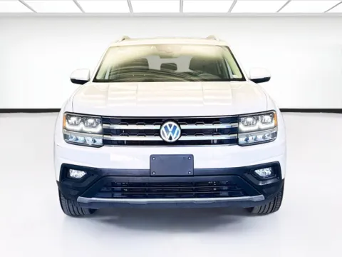Photos of 2019 Volkswagen Atlas 3.6L V6 SE w/Technology for sale in Montclair, CA at STG Montclair