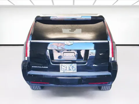 More photos of 2019 Cadillac Escalade ESV Luxury at STG Montclair, CA