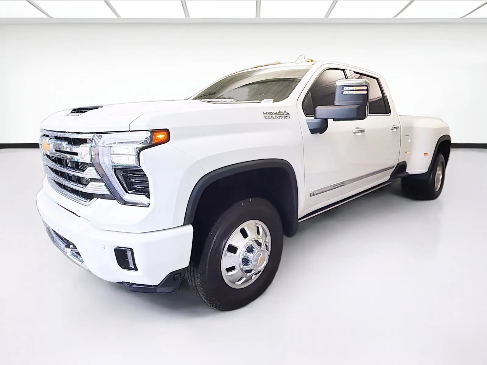 White 2024 Chevrolet Silverado 3500HD High Country Dual Rear Wheels for sale in Montclair, CA