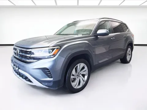 Gray 2022 Volkswagen Atlas 3.6L V6 SE w/Technology for sale in Montclair, CA