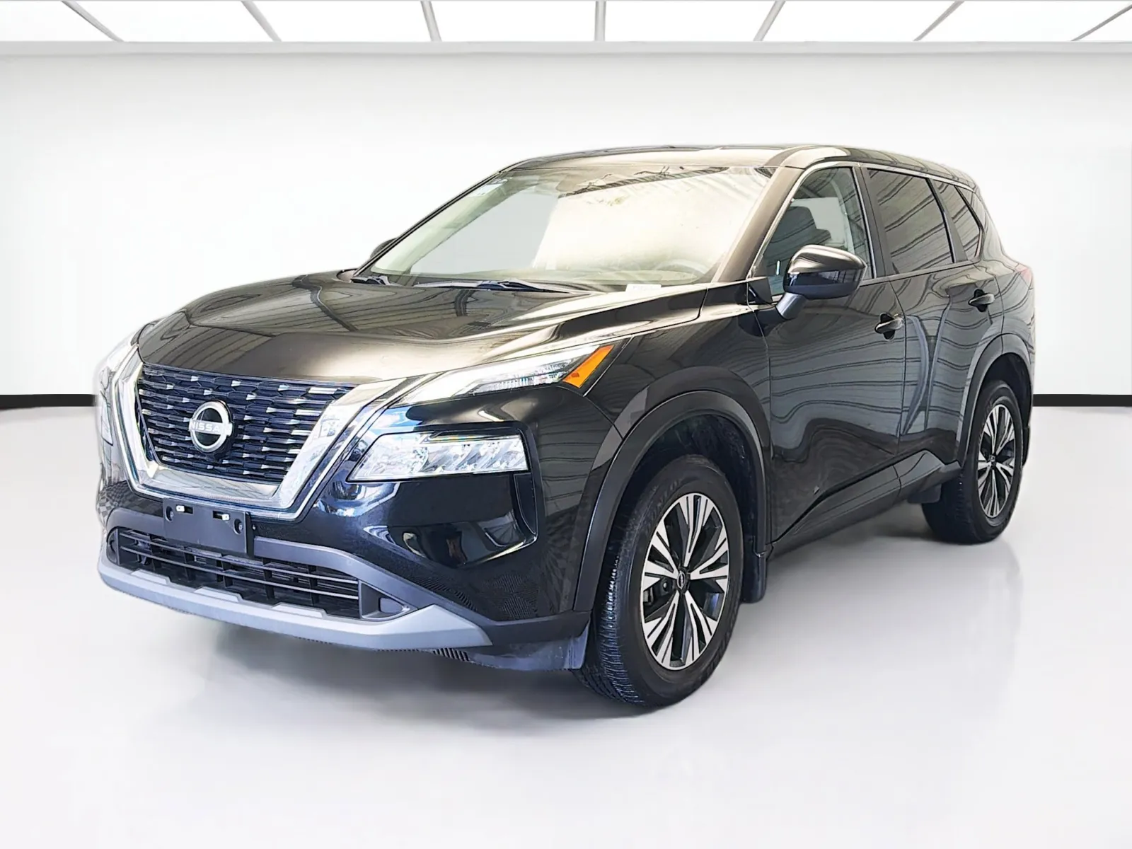 2023 Nissan Rogue SV's photo
