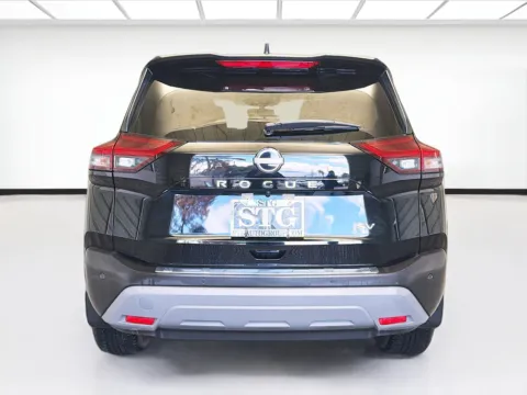 More photos of 2023 Nissan Rogue SV at STG Montclair, CA