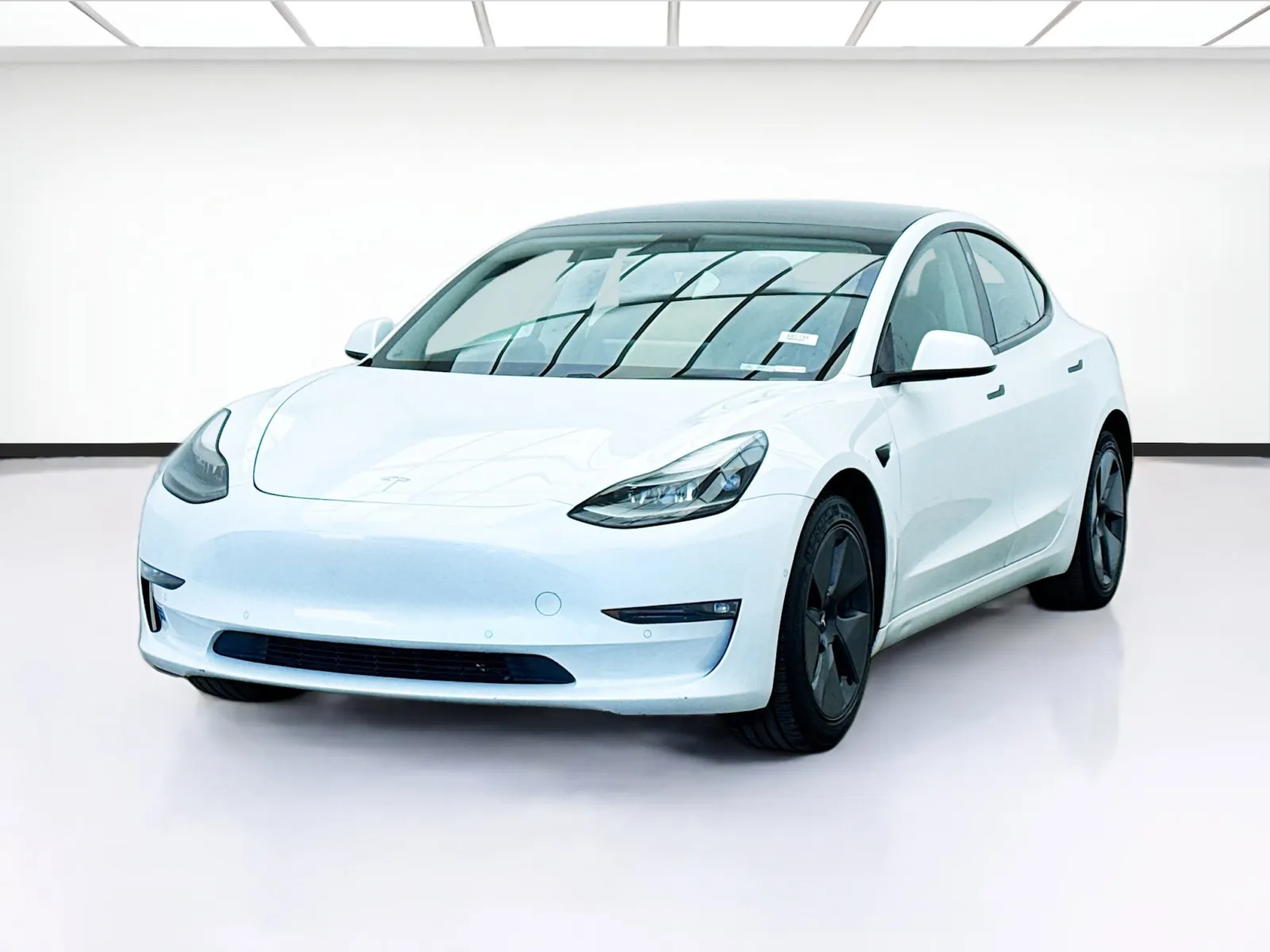 2021 Tesla Model 3 Base's photo