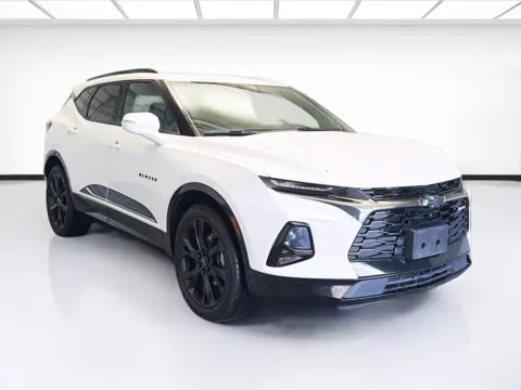 Another view of 2020 Chevrolet Blazer RS for sale in Montclair, CA at STG Montclair