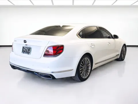 More photos of 2019 Kia K900 Luxury at STG Montclair, CA