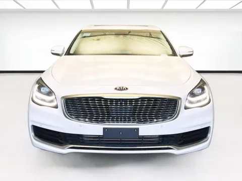Photos of 2019 Kia K900 Luxury for sale in Montclair, CA at STG Montclair