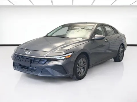 Gray 2024 Hyundai Elantra SEL for sale in Montclair, CA