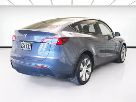 More photos of 2023 Tesla Model Y Long Range at STG Montclair, CA