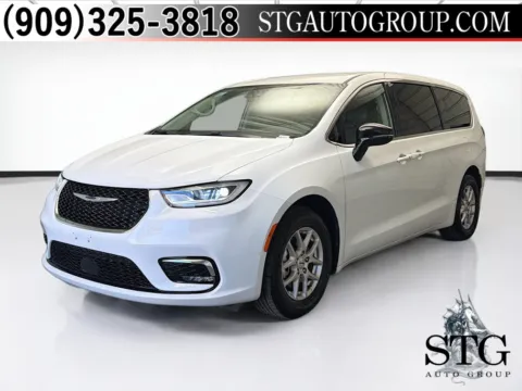 White 2024 Chrysler Pacifica Touring L for sale in Montclair, CA
