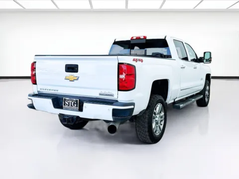 More photos of 2019 Chevrolet Silverado 2500HD High Country at STG Montclair, CA