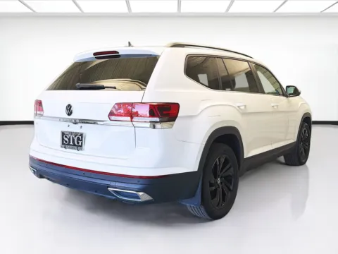 More photos of 2022 Volkswagen Atlas 2.0T SE w/Technology at STG Montclair, CA