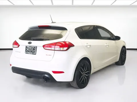 More photos of 2017 Kia Forte5 LX at STG Montclair, CA