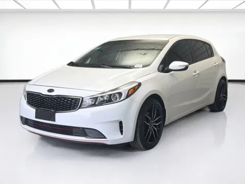 White 2017 Kia Forte5 LX for sale in Montclair, CA