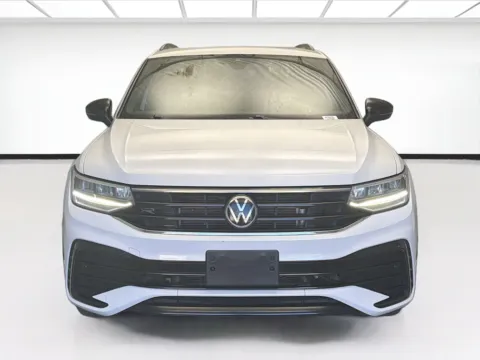 Photos of 2022 Volkswagen Tiguan 2.0T SE R-Line Black for sale in Montclair, CA at STG Montclair