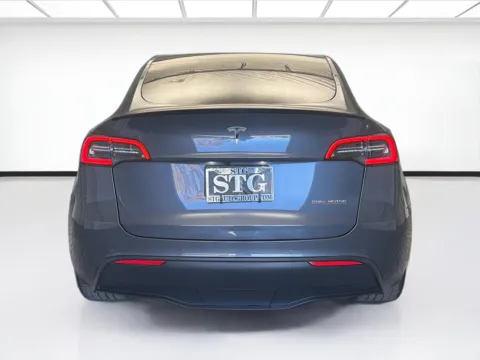 More photos of 2022 Tesla Model Y Performance at STG Montclair, CA