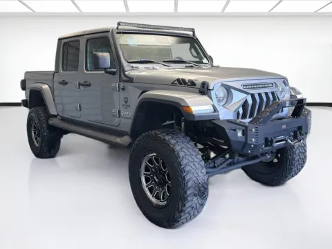 Another view of 2020 Jeep Gladiator Overland for sale in Montclair, CA at STG Montclair