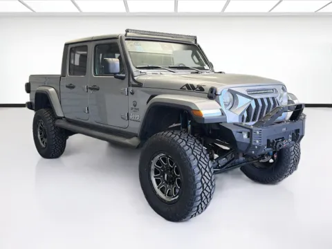 Another view of 2020 Jeep Gladiator Overland for sale in Montclair, CA at STG Montclair