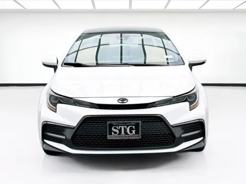 Photos of 2022 Toyota Corolla SE BLACKOUT EMBLEMS & BLACK ROOF PACKAGE for sale in Montclair, CA at STG Montclair