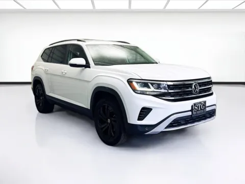 Another view of 2022 Volkswagen Atlas 3.6L V6 SE w/Technology for sale in Montclair, CA at STG Montclair
