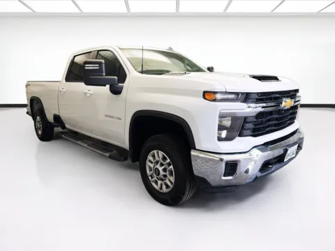Another view of 2024 Chevrolet Silverado 2500HD LT for sale in Montclair, CA at STG Montclair