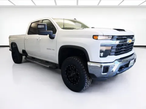 Another view of 2024 Chevrolet Silverado 2500HD LT for sale in Montclair, CA at STG Montclair