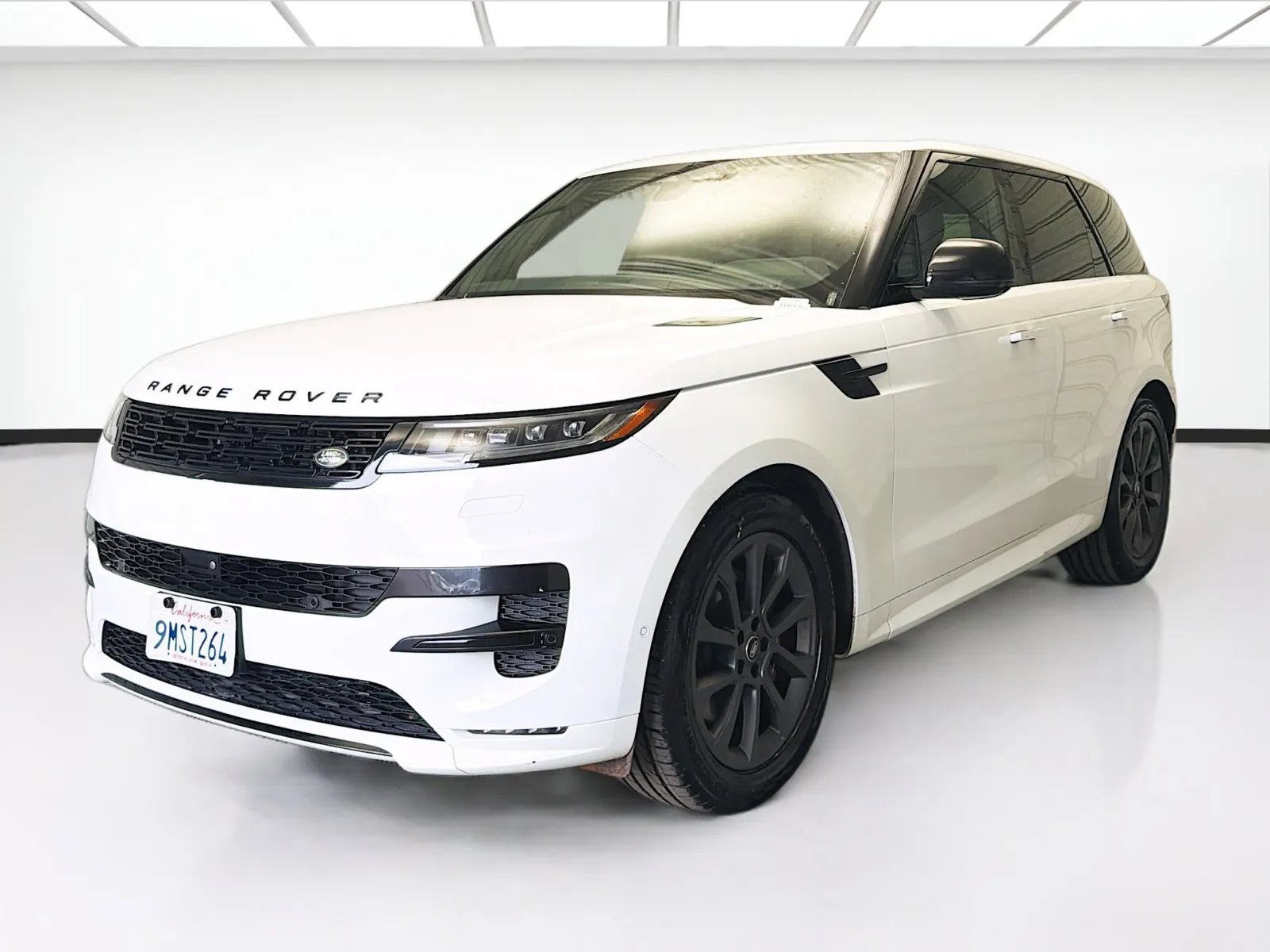 White 2024 Land Rover Range Rover Sport Dynamic SE for sale in Montclair, CA