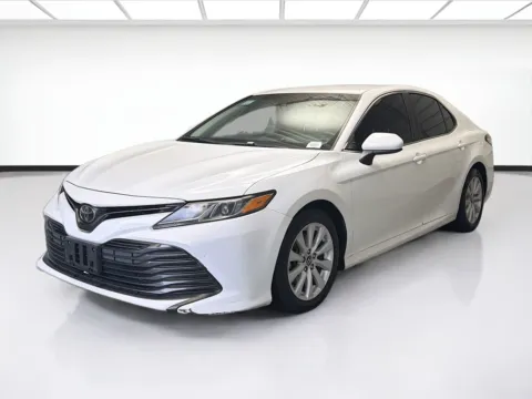 More photos of 2018 Toyota Camry LE at STG Montclair, CA