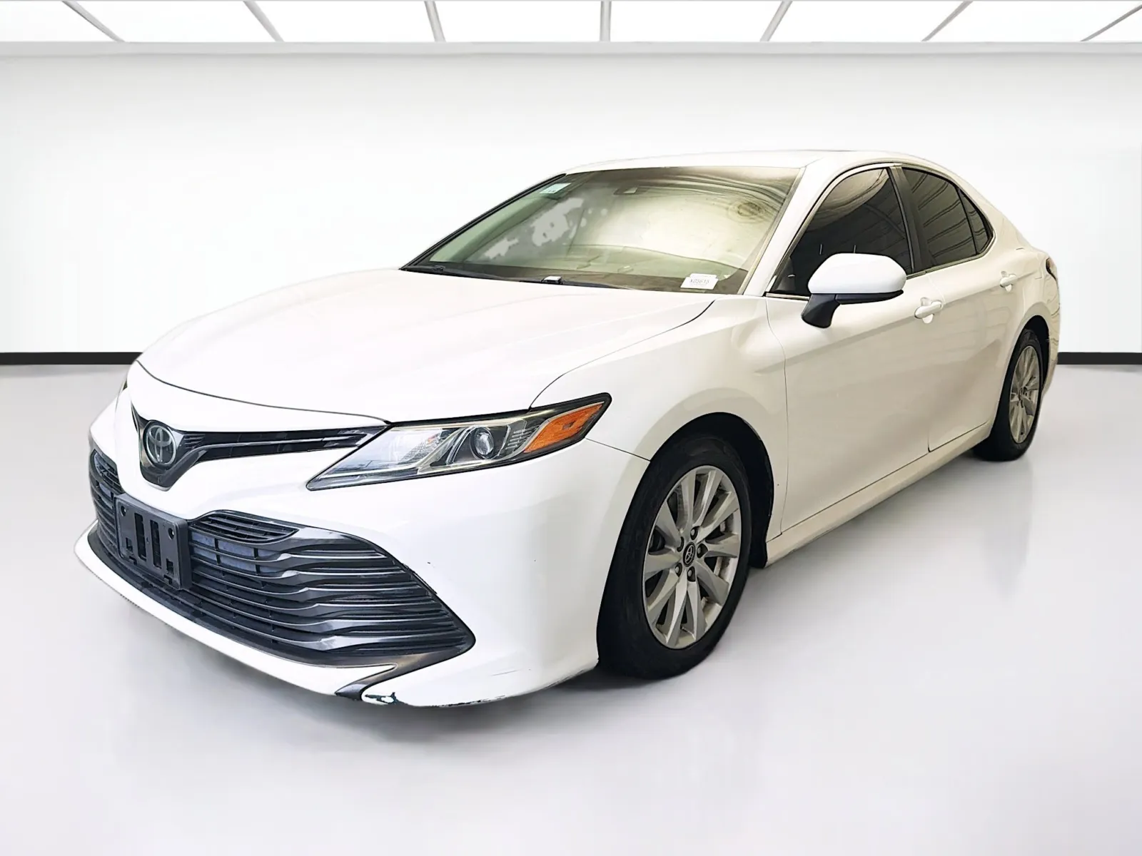 2018 Toyota Camry LE for sale in Montclair, CA
