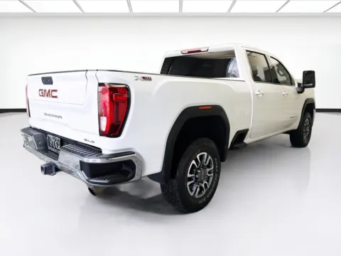More photos of 2022 GMC Sierra 2500HD SLE at STG Montclair, CA