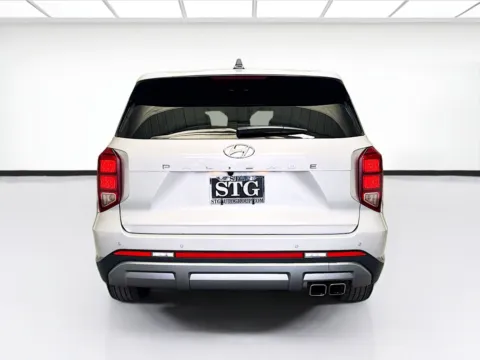 More photos of 2023 Hyundai Palisade SE at STG Montclair, CA