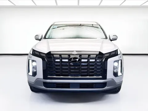 Photos of 2023 Hyundai Palisade SE for sale in Montclair, CA at STG Montclair