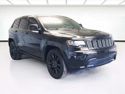 Another view of 2020 Jeep Grand Cherokee Altitude for sale in Montclair, CA at STG Montclair