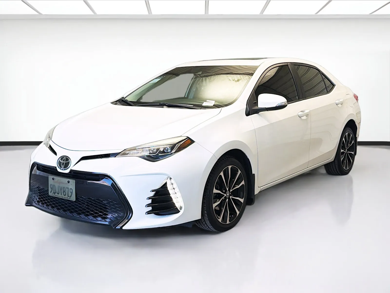 White 2017 Toyota Corolla XSE for sale in Montclair, CA