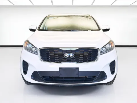 Photos of 2020 Kia Sorento LX for sale in Montclair, CA at STG Montclair