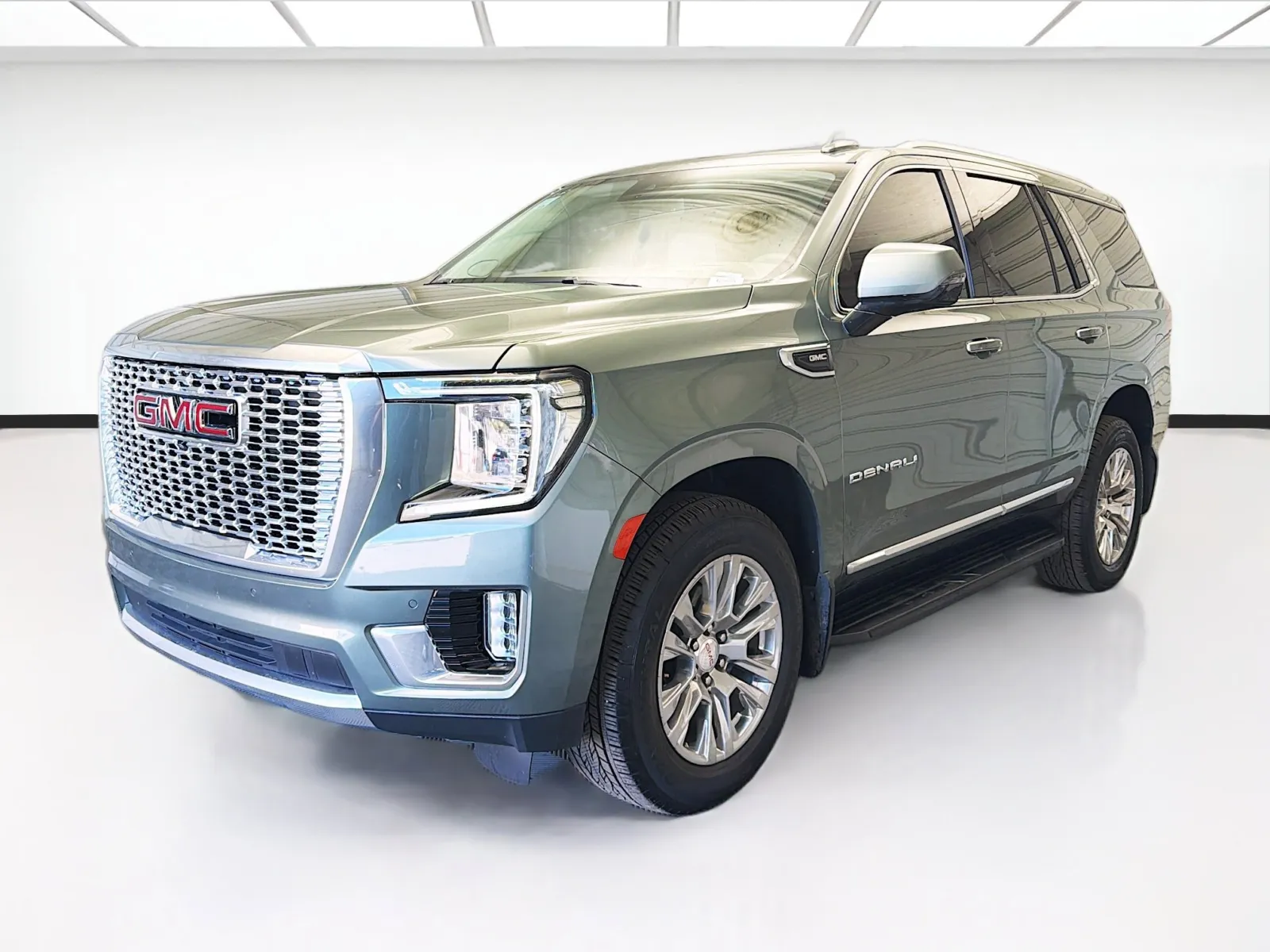 Green 2023 GMC Yukon Denali for sale in Montclair, CA