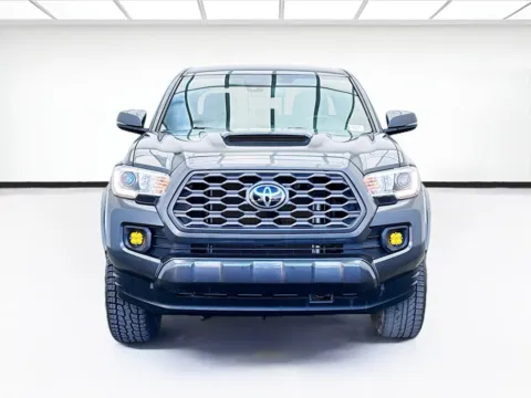 Photos of 2022 Toyota Tacoma TRD Sport W/TECHNOLOGY PACKAGE V6 for sale in Montclair, CA at STG Montclair