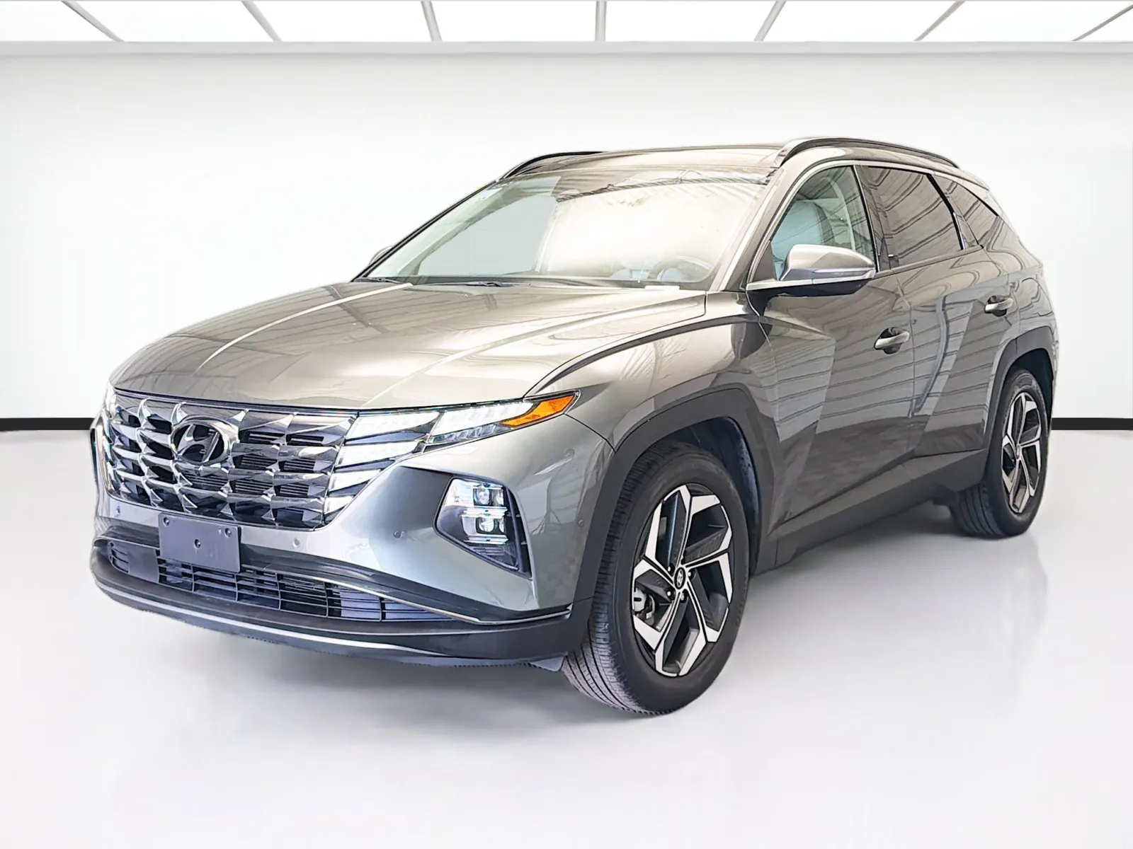 Gray 2023 Hyundai Tucson Limited for sale in Montclair, CA