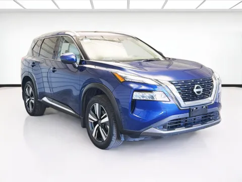 Another view of 2023 Nissan Rogue SL for sale in Montclair, CA at STG Montclair
