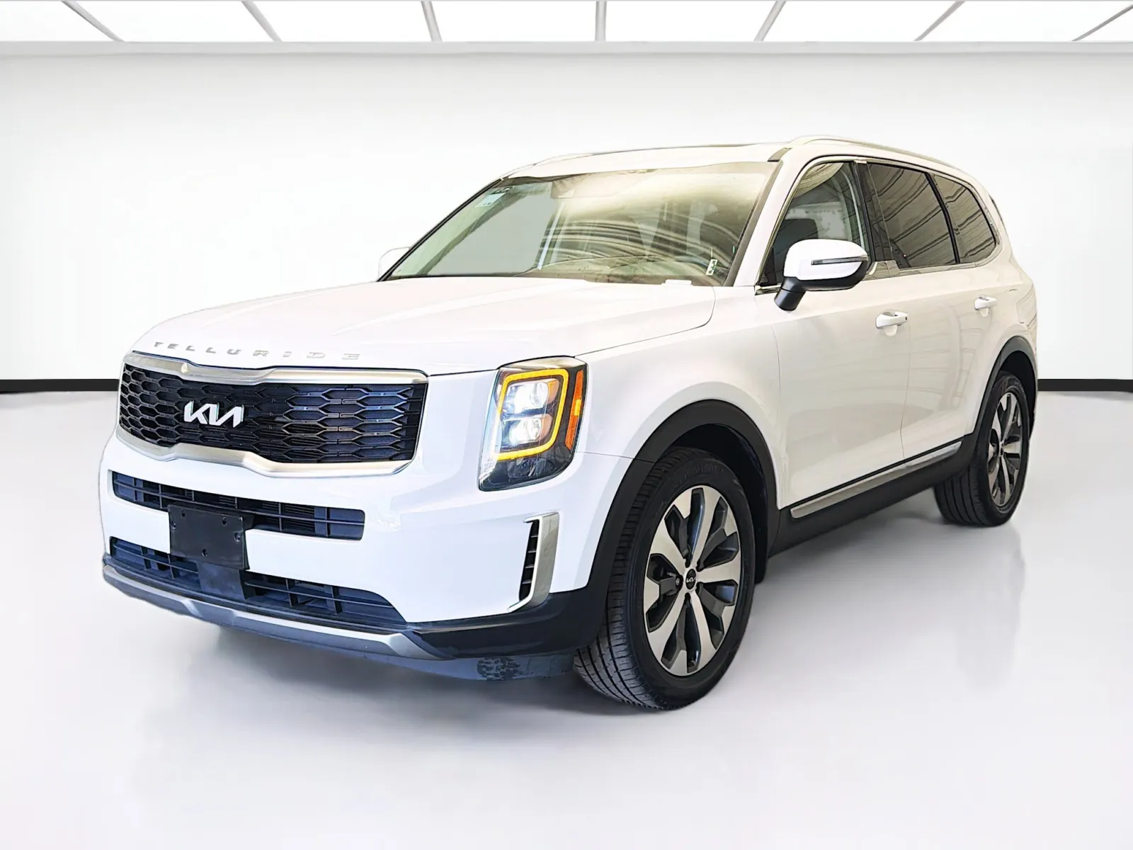 White 2022 Kia Telluride EX for sale in Montclair, CA