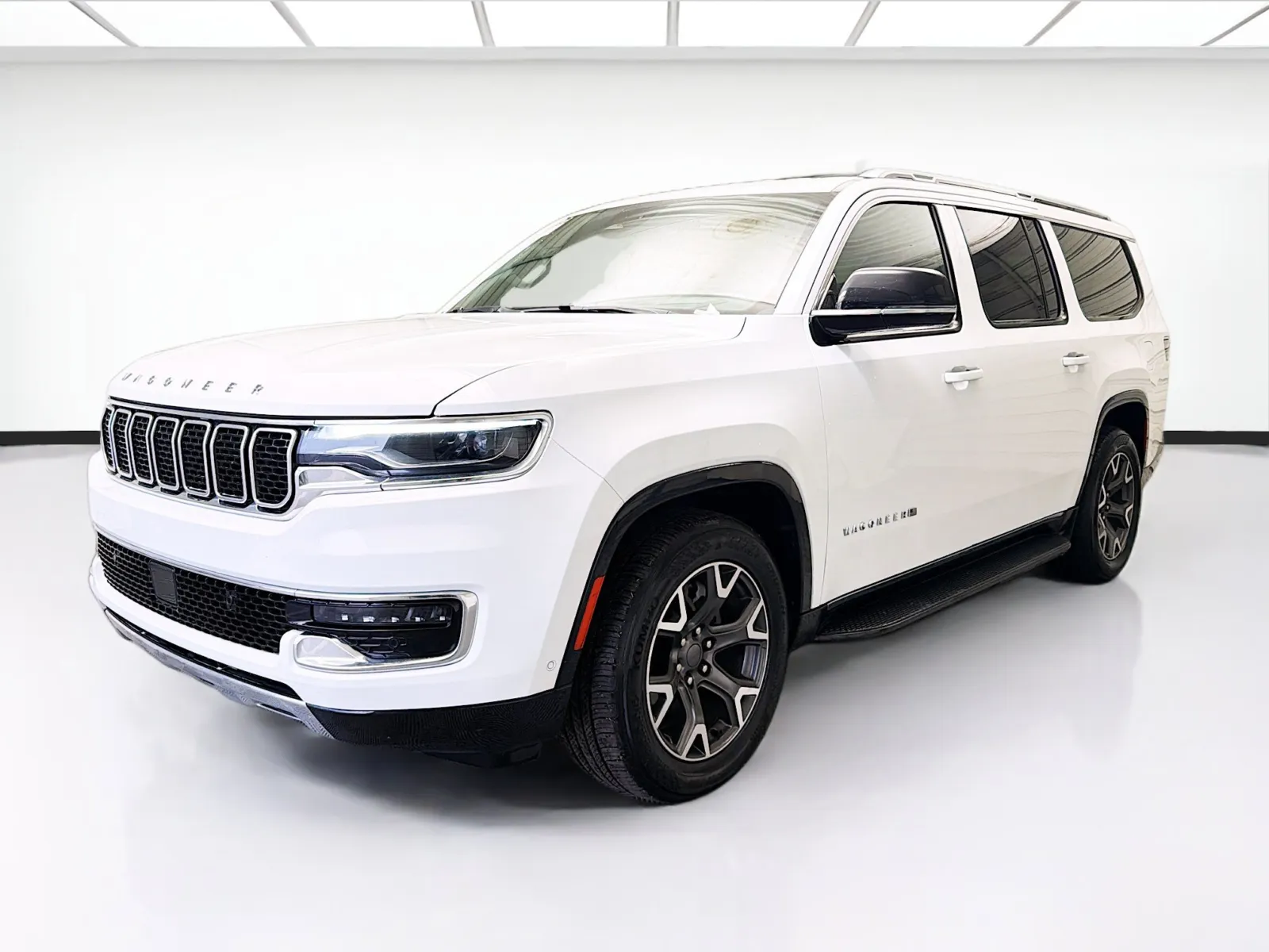 White 2024 Jeep Wagoneer L Series III for sale in Montclair, CA