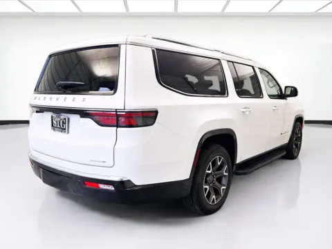 More photos of 2024 Jeep Wagoneer L Series III at STG Montclair, CA