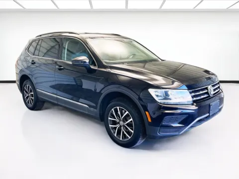 Another view of 2020 Volkswagen Tiguan 2.0T SE for sale in Montclair, CA at STG Montclair