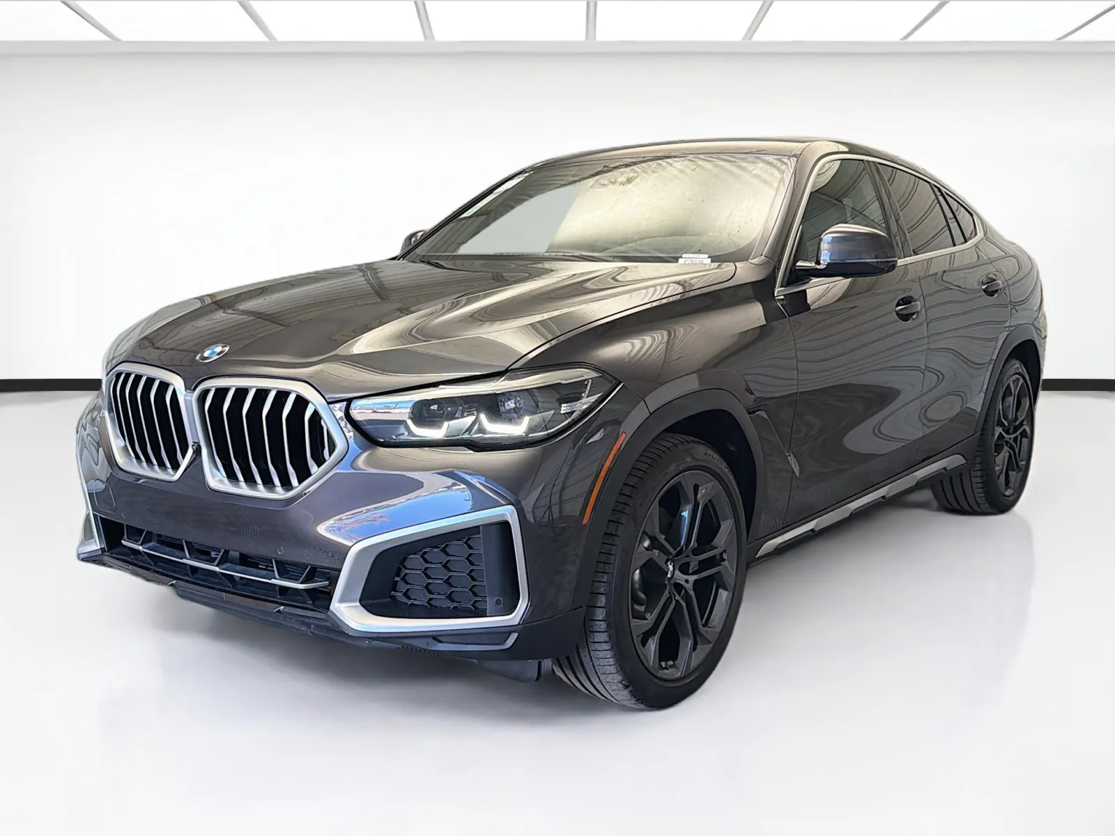Gray 2023 BMW X6 xDrive40i for sale in Montclair, CA
