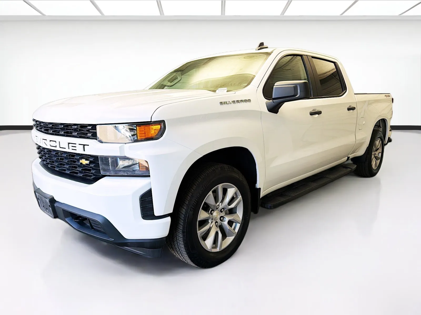 White 2019 Chevrolet Silverado 1500 Custom for sale in Montclair, CA