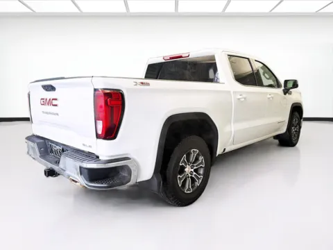 More photos of 2023 GMC Sierra 1500 SLE at STG Montclair, CA