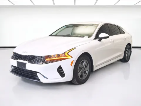 White 2023 Kia K5 LXS for sale in Montclair, CA